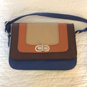 Color block cross body purse